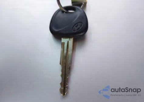 2001 Hyundai Santa Fe 2.7L V6 Gls/2.7L V6 Lx из США, поврежденный, VIN KM8SC83D11U040476